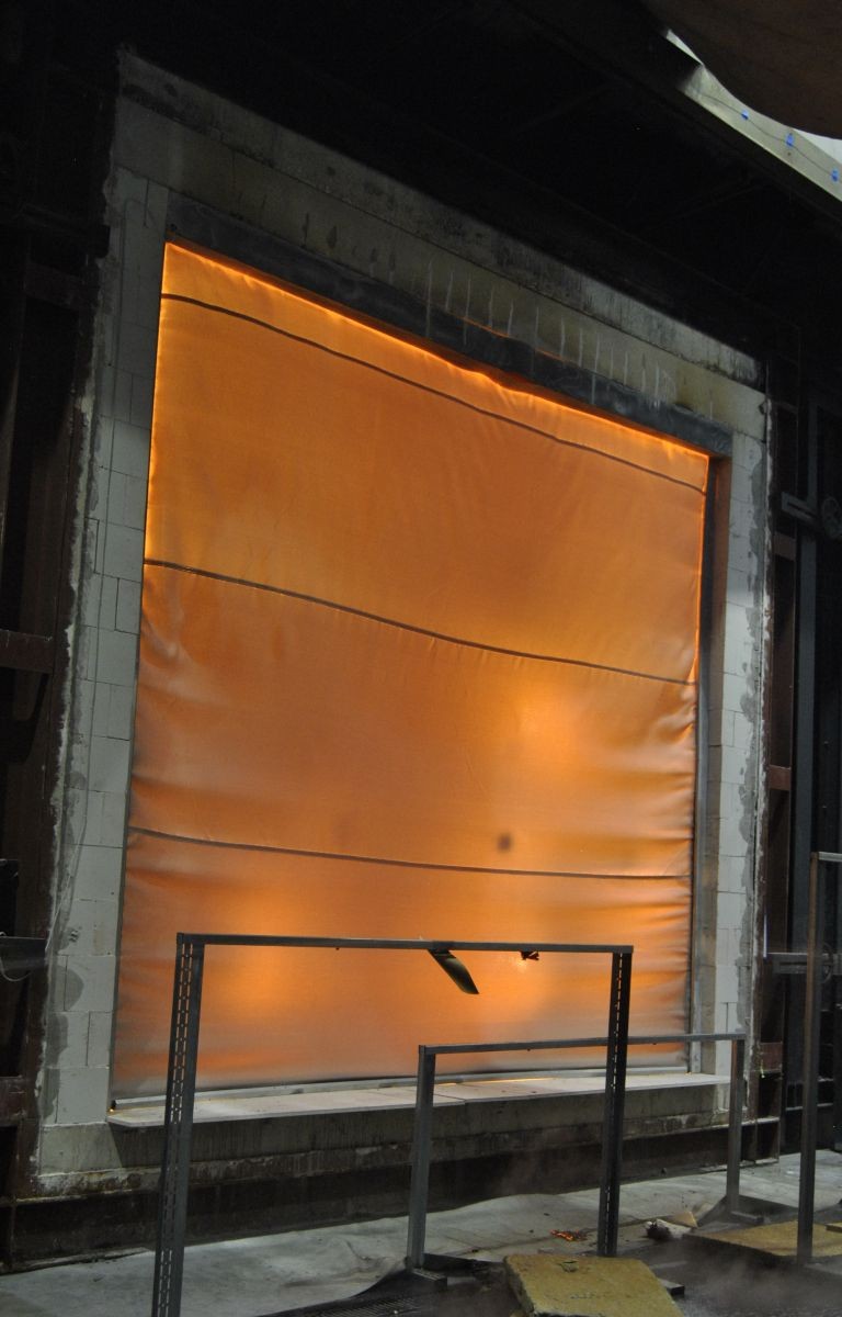 Fire curtain test